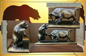 Statua Montata Legno Anni '70 Orso Vs Toro Eterna Struggle Ottone Austin Productions - Foto 1 di 12