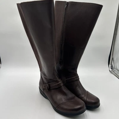 Clarks Women’s Cheyn Whisk Riding Boot Size 8.5 Brown Leather Stretch Calf - Image 1 of 4