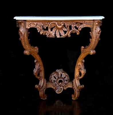 CONSOLE ANCIENNE DE STYLE LOUIS XV EN CHÊNE SCULPTÉ AVEC UN DESSUS EN MARBRE - Photo 1/4