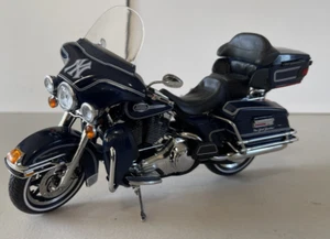 ERTL -  Harley Davidson - 1/12 Diecast - New York Yankees - Great shape - Picture 1 of 9