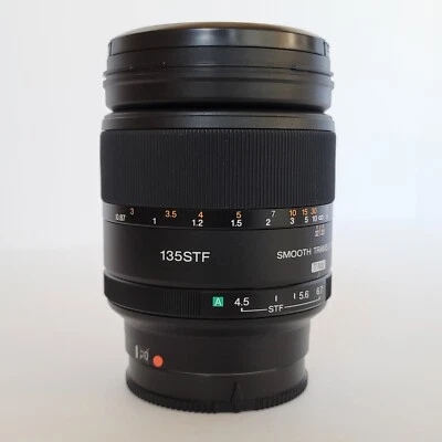 Sony SAL135F28 DSLR Digital A-Mount Camera Lens 135mm F2.8 T4.5 STF - Japan - Image 1 of 4