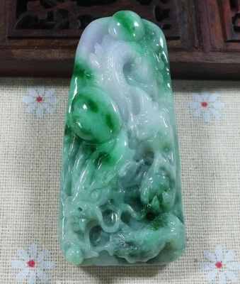 Винтажный кулон в виде дракона из изысканного натурального зеленого жадеита типа А 5001 - Изображение 1 из 4