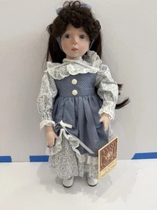 Dynasty Doll Collection Porcelain Natasha D366 READ - Picture 1 of 10