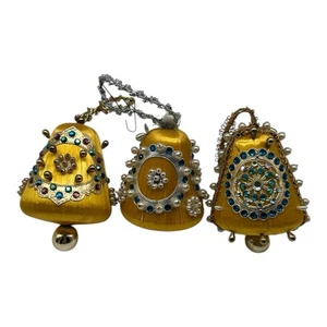 3 Vintage Stecknadel Schmuck Satin Ornament ~ handgefertigte verzierte Kunstperlen Perlen Edelsteine - Bild 1 von 9