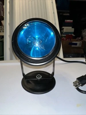 Heavy-Duty Spot Light - Image 1 of 4