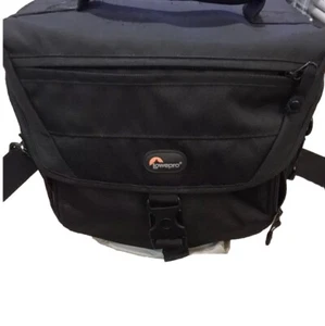 Lowepro Nova 180 AW Camera Bag - Picture 1 of 6
