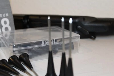 HDS 68 (TS68) T4E ,  30 x Kunststoffpfeile Paket Poster Leo 1x an Lager! - Bild 1 von 4