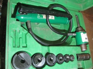 Greenlee 7306SB Slug Buster Hydraulic Knockout Set 1/2"-2" - Bild 1 von 8
