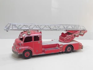 DINKY TOYS. #956-H BERLIET TURNTABLE FIRE ESCAPE - Picture 1 of 7