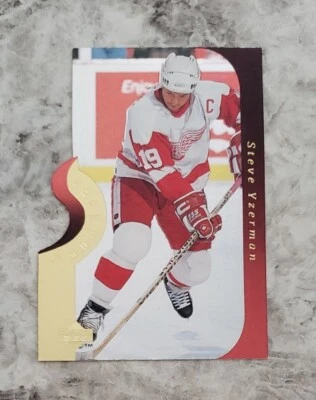 1996 Upper Deck Hockey Superstar Showdown Steve Yzerman SS16B - Image 1 of 2