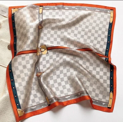 POBING HERRLICHES LUXUS SEIDENTUCH 53*53cm•SEIDE•DAMIER LUXUS STOLA•SEIDENFEELING POLES