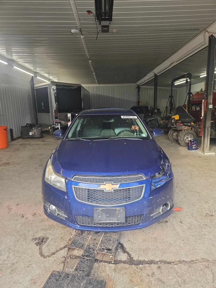 Used Front Left Drive Axle Shaft fits: 2012 Chevrolet Cruze Front Axle AT opt MH - Image 1 of 4