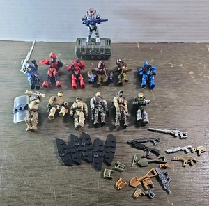 Halo Mega Bloks Construx 13 Figure Lot Troops Accessories - Picture 1 of 4