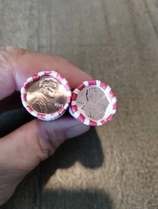 2025-P kein Münzzeichen Lincoln Penny Cent Bank versiegelt 2 Rollen 100 Münzen 1 $ Vorderseite H/H - Bild 1 von 3