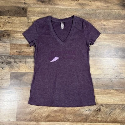 Camiseta para mujer Journeyman Distillery mediana púrpura manga corta cuello en V Foto 1 de 4