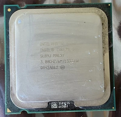 Intel Core 2 Duo E8600 CPU SLB9J 3.00GHz/6M/1333/06 Socket 775 LGA775 - Image 1 of 2