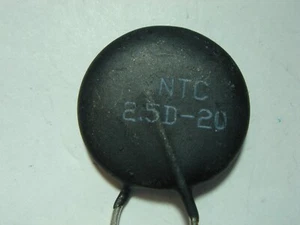 Conductor caliente NTC 2,5D-20 2R5 20 mm NTC limitador de corriente de arranque corriente de corriente. #12-1090 - Imagen 1 de 2