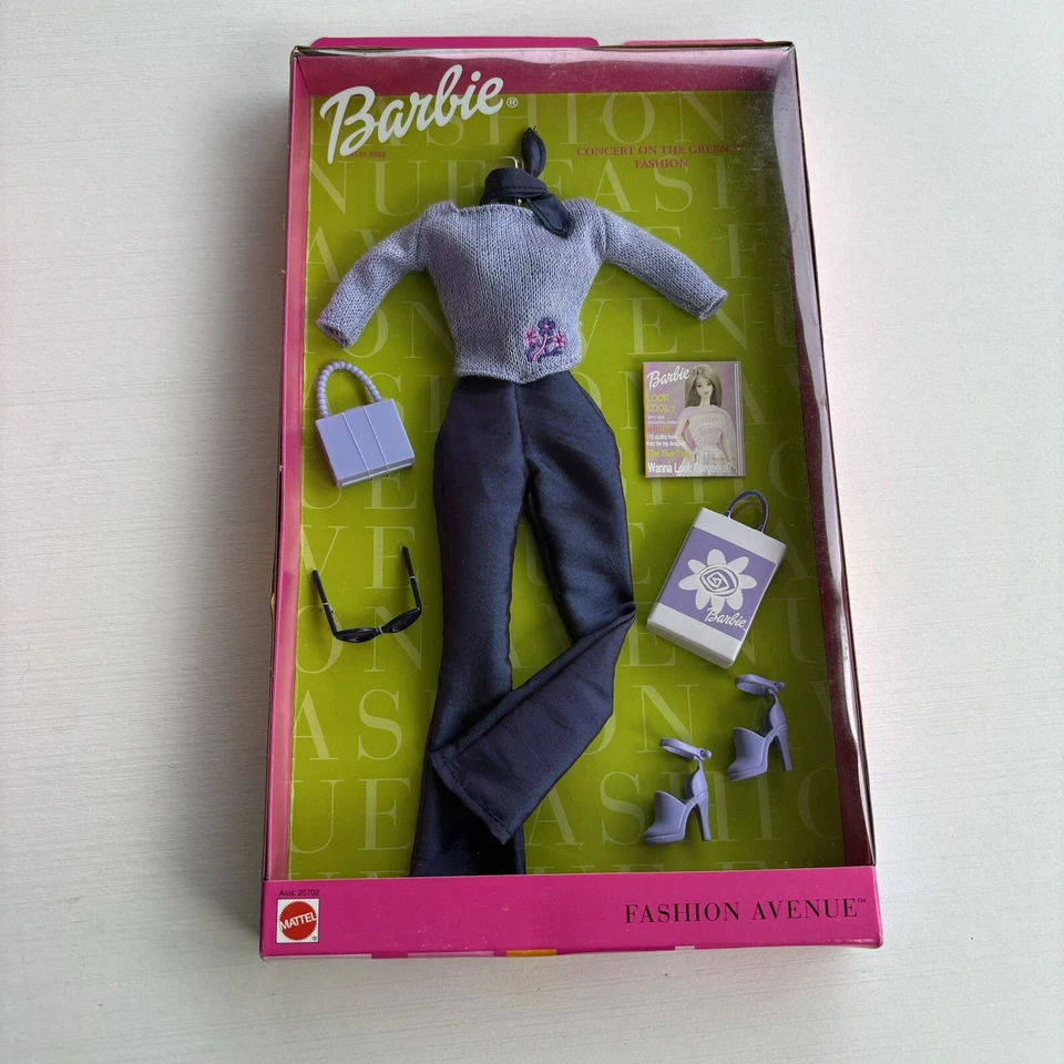 Barbie Fashion Avenue Mattel 2000 Charm Styles Daisy Cafe Dress 25702