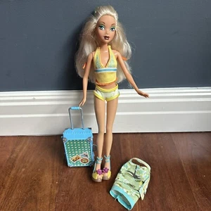 2003 Mattel My Scene Kennedy Barbie Doll Jammin' In Jamaica Outfit Shoes Luggage - Picture 1 of 13