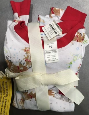 Pottery Barn Kids ~ Santa Tight Fit Pajamas ~ 100% Cotton ~ Size 6 ~ New - Image 1 of 4