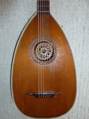 old guitar lute with carved head "Wagner" sound example! ready to play, - Image 1 of 4