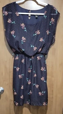 city triangles dress Size M Multi Color EUC - Image 1 of 4