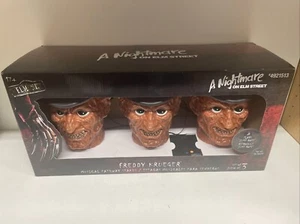 A Nightmare on Elm Street Freddy Pathway Marker Stakes Set di 3 Gemmy nuovi - Foto 1 di 4