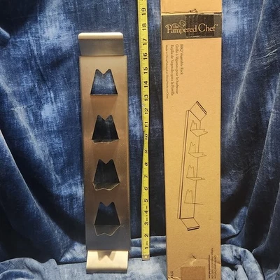 Pampered Chef BBQ Vegetable Rack 2712 New In Box (Quantity Of 1) - Image 1 of 4