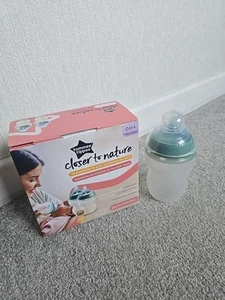 Biberones de silicona Tommee Tippee Closer to Nature Soft Feel, 260 ml, paquete de 1 - Imagen 1 de 4