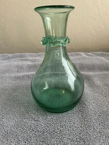 Vintage HTF Blue Del Handblown Vase Light Green With Applied Swirl - Picture 1 of 5