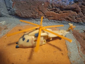 NO LEGS Transformers HFTD Bombing Run Battle Walmart Exclusive Grindor FIGURE 4" - Picture 1 of 6
