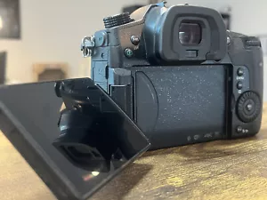 Panasonic Lumix GH5 with v-log enabled, Viltrox Speedbooster, 2 EF mount lenses - Picture 1 of 24