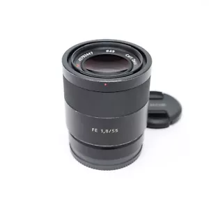 Lente Sony FE 55 mm f/1,8 ZA Sonnar Zeiss Prime para montaje Sony E - Muy buen estado - Imagen 1 de 8