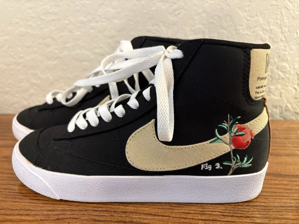 Nike Blazer Mid 77 Pomegranate Womens Sz 6.5 - image 1 of 4