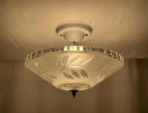 Vintage Art Deco MCM Semi Unterputz Glas Deckenleuchte matt weiß Blatt 20er 40er - Bild 1 von 23