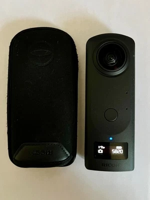 Cámara Ricoh Theta Z1 (910830) 51 GB 23 MP 1"" 360 grados - negra (lente rayada) Foto 1 de 4