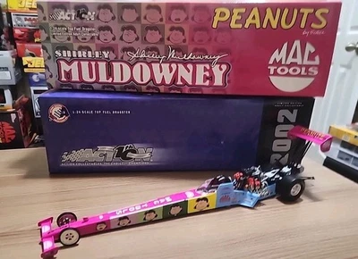 1:24-Acción-Shirley Muldowney Mac Tools/Peanuts 2002 NHRA Top Fuel Dragster Nuevo Foto 1 de 4