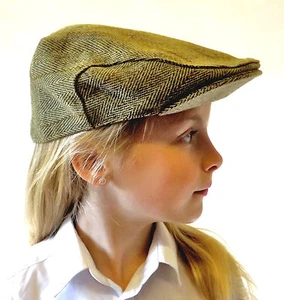 New Childs Kids Tweed Flat Cap Green Classic Derby Check 50 cm 52 cm 54 cm - Picture 1 of 3