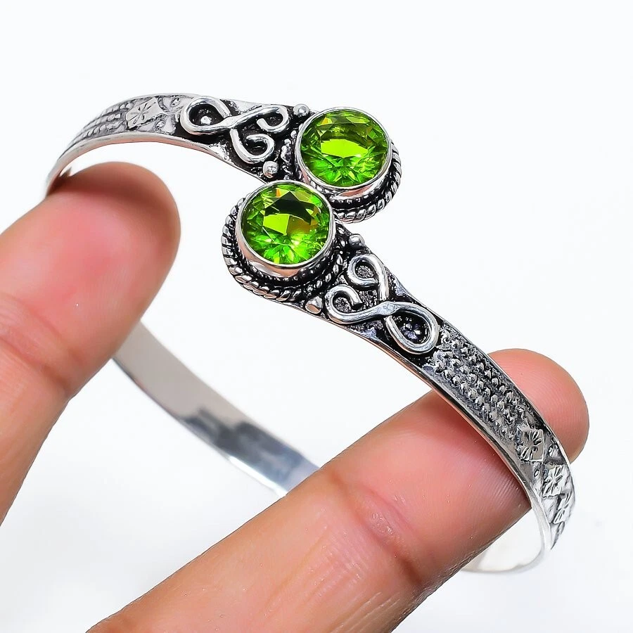Green Peridot Gemstone 925 Sterling Silver Handmade Jewelry Bangle Size 7-8" - Image 1 of 1