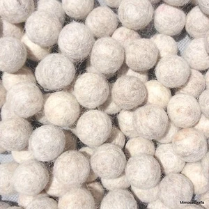2cm Felt Balls Handmade Chalk Color Wool Felt Beads Pompom Home Decor DIY Crafts - Bild 1 von 1