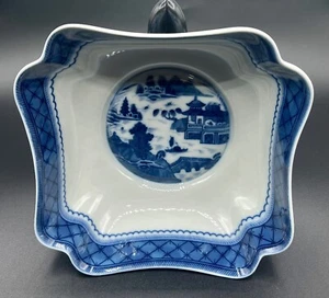 Tazón para servir de porcelana Mottahedeh Blue Canton cuadrado azul y blanco 6,5" - Imagen 1 de 11