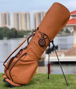 Bolso Caddy G FORE 2022 Marrón Cuero PU 3,5kg Con Cubierta Capucha - Imagen 1 de 6