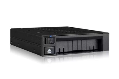 ICY DOCK MB021VP-B 2.5" U.2 U.3 NVMe SSD PCIe 4.0 Enclosure Mobile Rack - Image 1 of 4