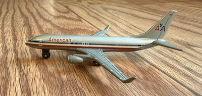Matchbox Skybusters SB American Airlines AA Boeing 737-800  Diecast Plane - Image 1 of 4