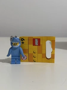 LEGO Shark Suit Guy Keyring / Keychain 853666 - BRAND NEW CONDITION - Picture 1 of 1