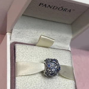 Pandora Charm 798467C01 con pavé Splendide stelle - Foto 1 di 7