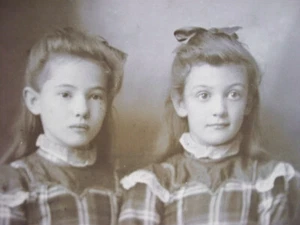Vintage Cabinet Photo 2 Young Girls - Picture 1 of 3