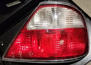 1998 1999 2000 2001 2002 2003 Jaguar XJ8 XJR XJ right passenger tail light read! - Picture 1 of 4