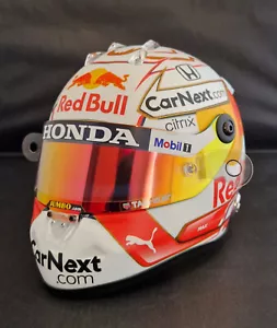 Max Verstappen Helm 2021 1:2 Red Bull F1 - Bild 1 von 5
