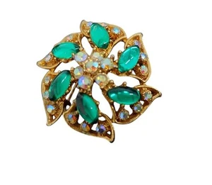 Gold Coloured Brooch Green & Iridescent Stones Flower Shaped Vintage - Picture 1 of 5